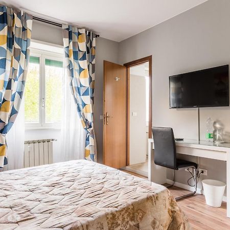 Bed and Breakfast Amelia 5 Roma Exterior foto